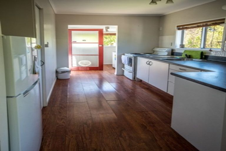 Photo of property in 8/19 Bayside Avenue, Te Atatu Peninsula, Auckland, 0610