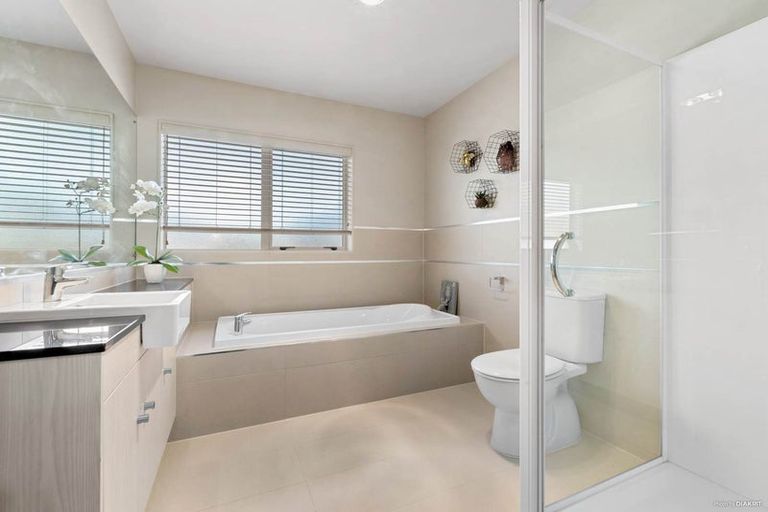 Photo of property in 36 Jerpoint Drive, Flat Bush, Auckland, 2019
