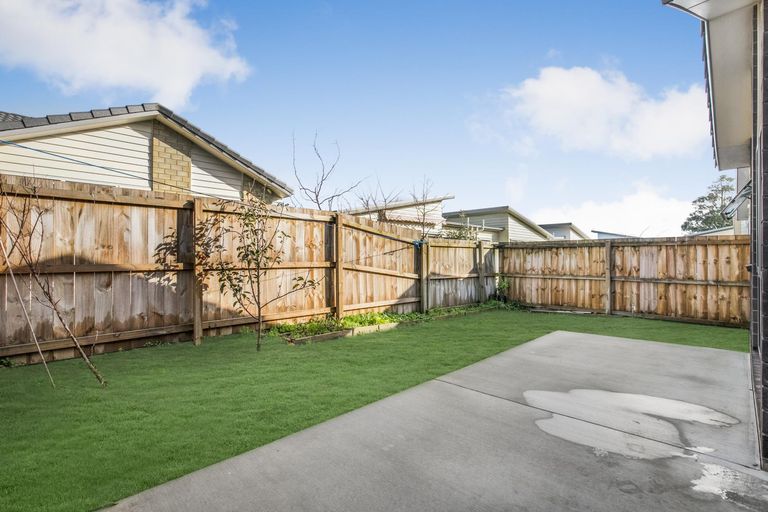 Photo of property in 39 Totara Meadows Court, Wiri, Auckland, 2104