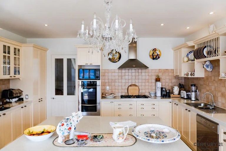 Photo of property in 4 Vanguard Lane, Fernhill, Queenstown, 9300