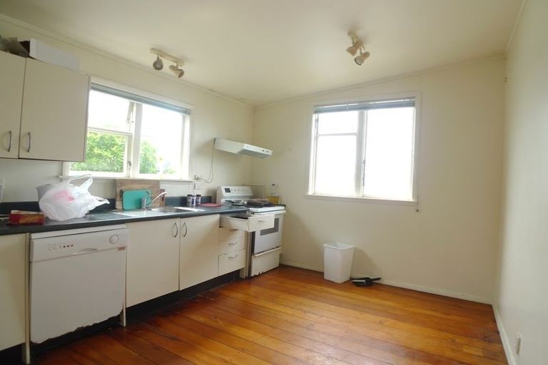 Photo of property in 96 Weld Street, Wadestown, Wellington, 6012