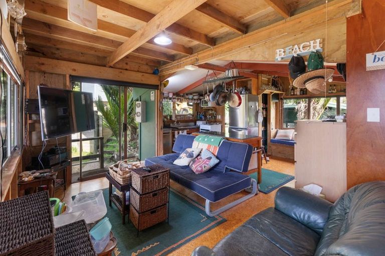 Photo of property in 18 Adlor Hill Road, Port Charles, Coromandel, 3584