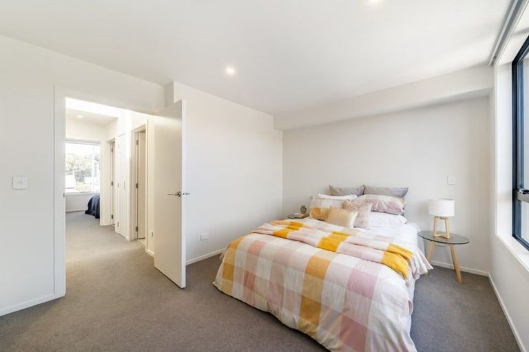 Photo of property in 17b Cuba Street, Petone, Lower Hutt, 5012