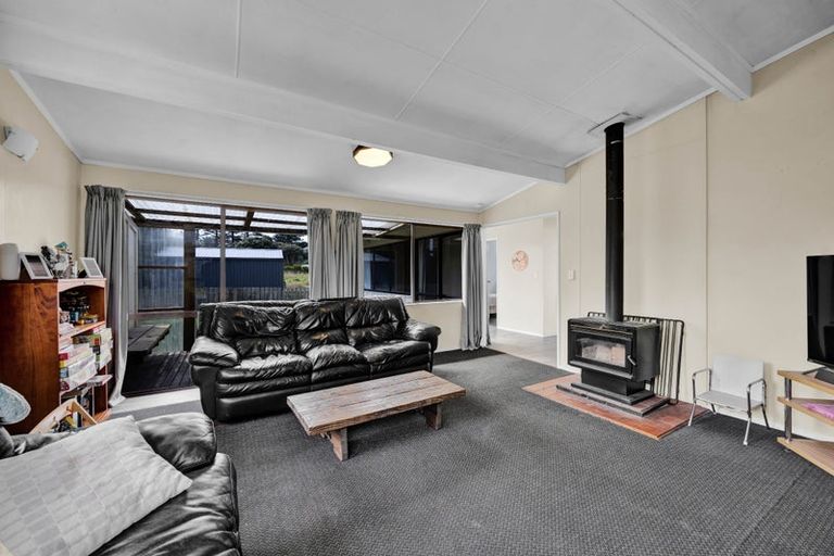 Photo of property in 29 Gibson Place, Patea, 4520