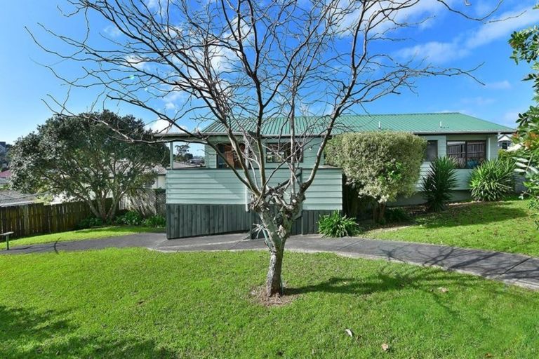 Photo of property in 33 Charlotte Street, Stanmore Bay, Whangaparaoa, 0932
