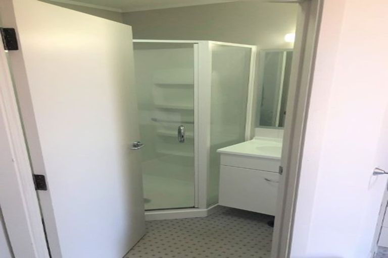 Photo of property in 931 Heaphy Terrace, Fairfield, Hamilton, 3214