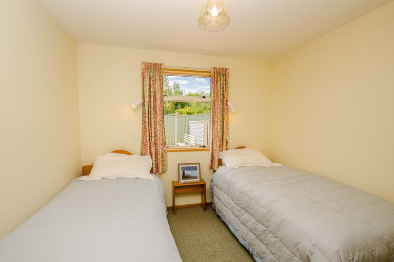 Photo of property in 8 Benfell Street, Green Island, Dunedin, 9018