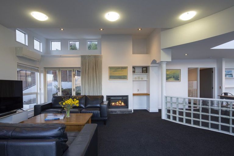 Photo of property in 11 Peregrine Place, Queenstown, 9300