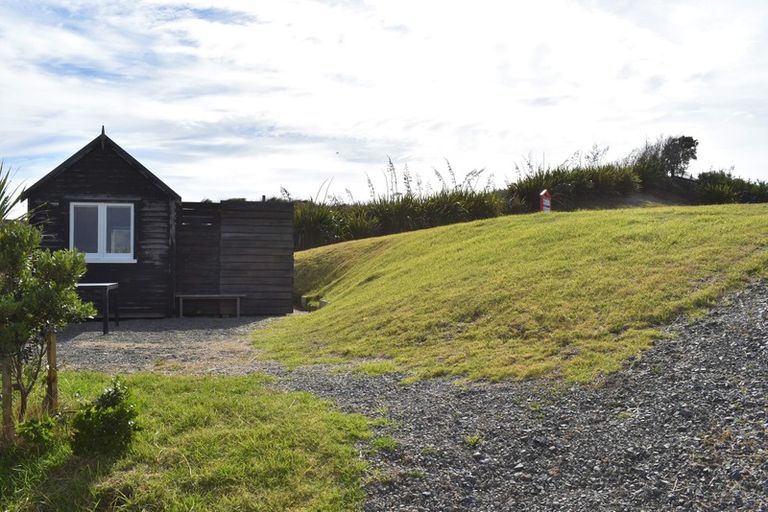 Photo of property in 18 Beachview Grove, Peka Peka, Waikanae, 5391