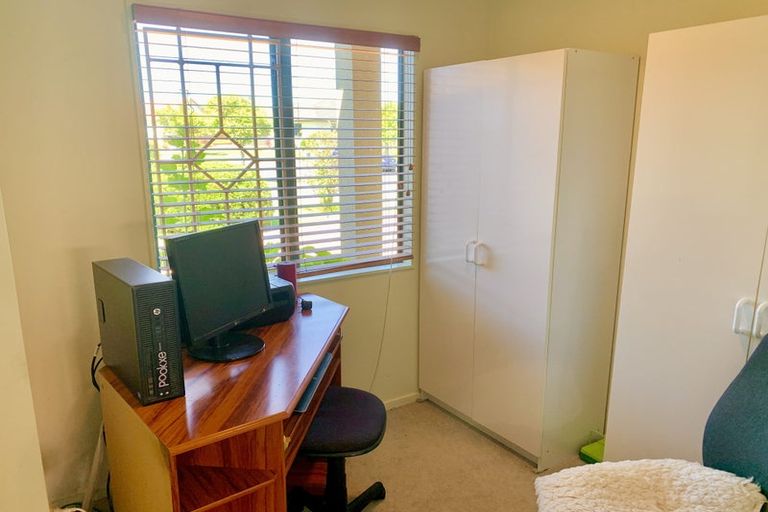 Photo of property in 30 Palmbrook Avenue, Havelock North, 4130