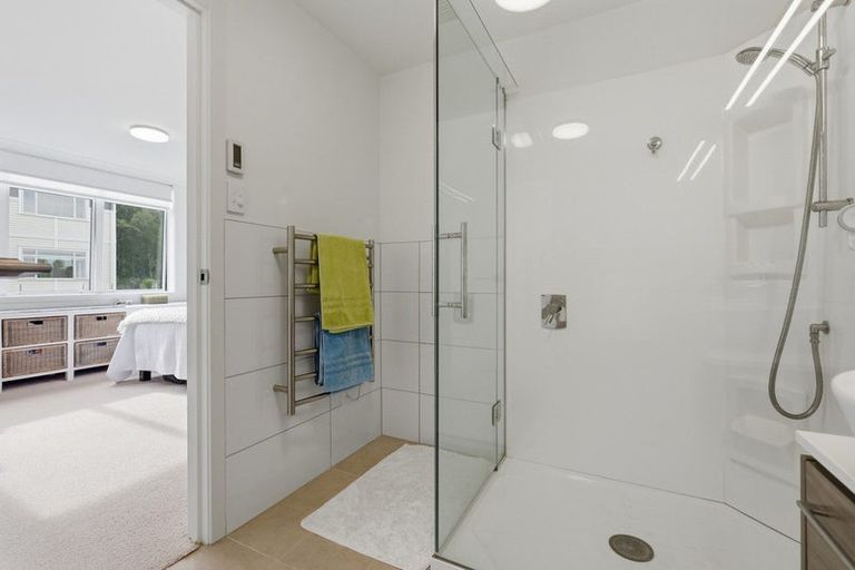 Photo of property in 73 Parkside Drive, Orewa, 0931