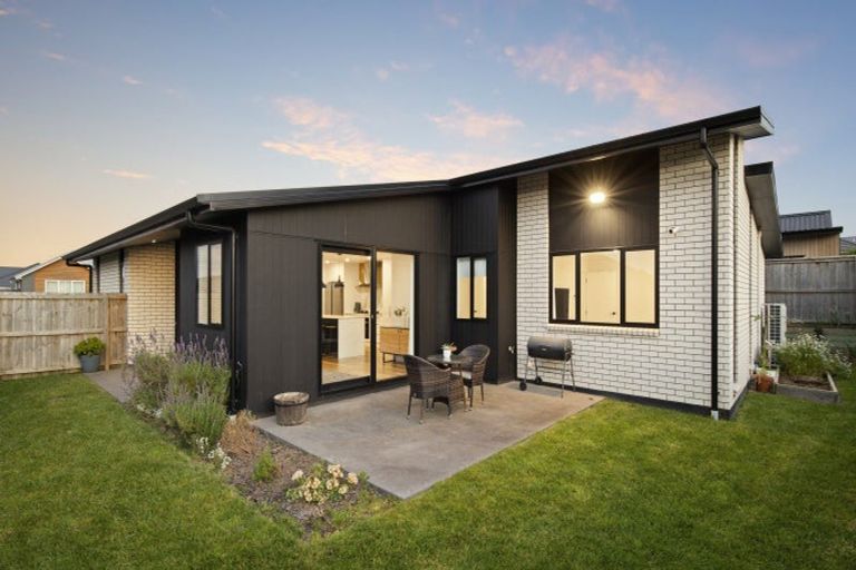 Photo of property in 33 Jonah Lomu Drive, Paerata, Pukekohe, 2124