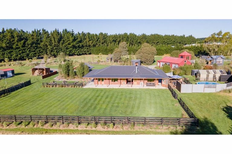Photo of property in 2824 South Eyre Road, Eyrewell, Rangiora, 7476