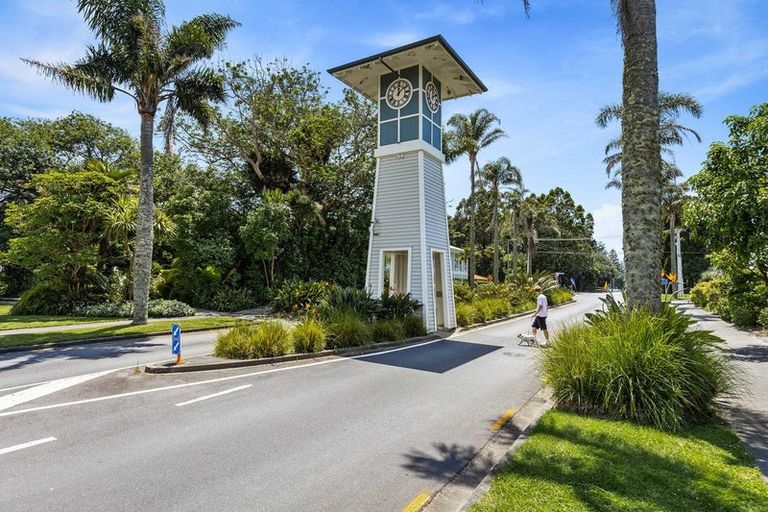 Photo of property in 12 Parkside Drive, Orewa, 0931