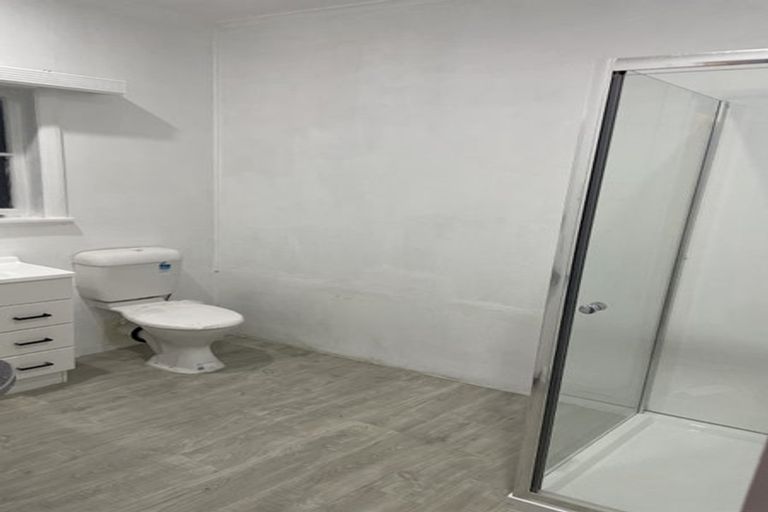 Photo of property in 71 Gray Avenue, Mangere East, Auckland, 2024