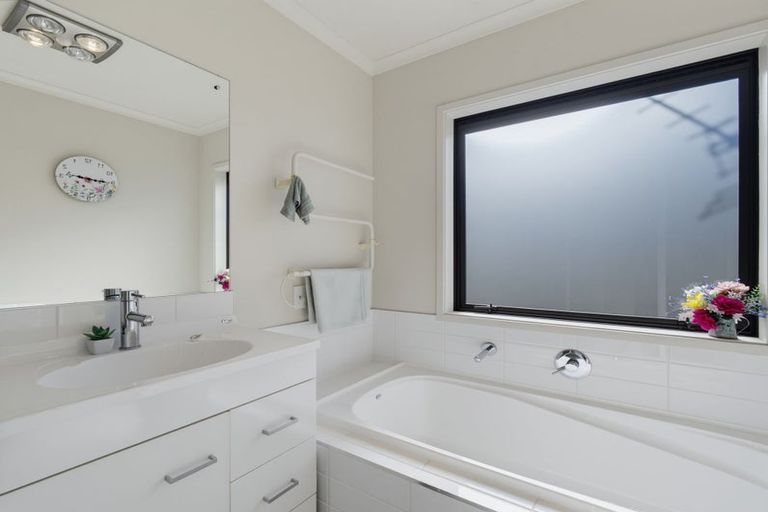 Photo of property in 35 Pakohe Street, Pegasus, 7612