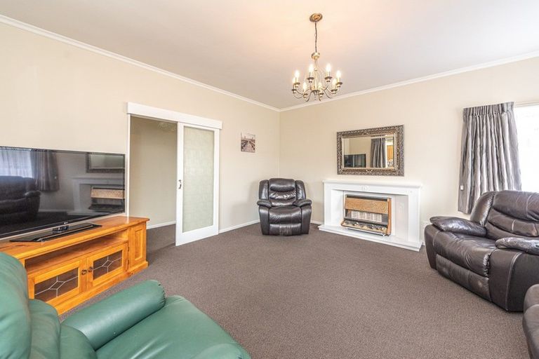 Photo of property in 3 Moore Avenue, Tawhero, Whanganui, 4501