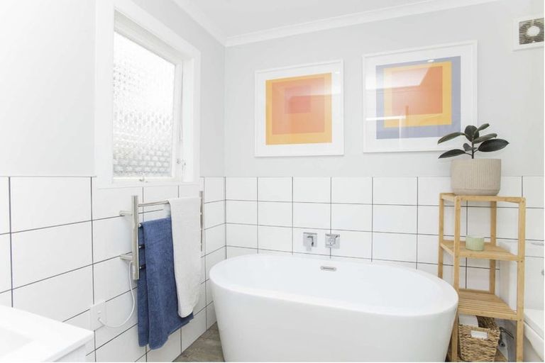 Photo of property in 43 Disraeli Street, Gisborne, 4010