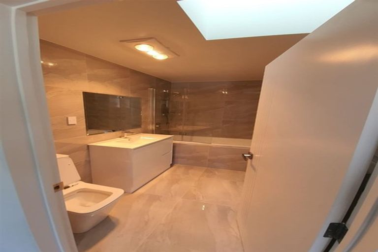 Photo of property in 11 Warbler Crescent, Papakura, 2110