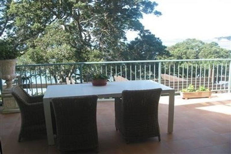 Photo of property in The Sands Apartments, 25/47 The Strand, Takapuna, Auckland, 0622