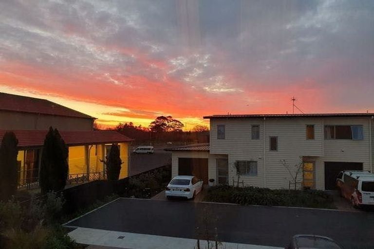 Photo of property in 34/11 Ray Small Drive, Papakura, 2110