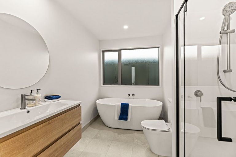 Photo of property in 25b Pine Avenue, Otumoetai, Tauranga, 3110