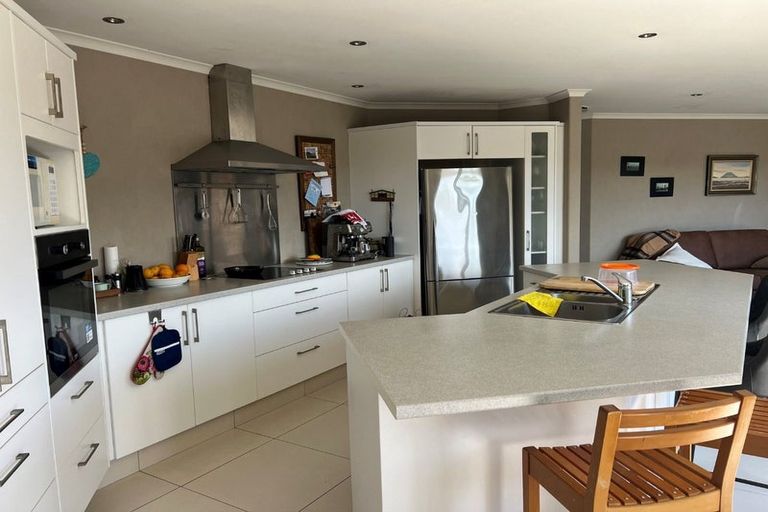 Photo of property in 112 Rowesdale Drive, Ohauiti, Tauranga, 3112