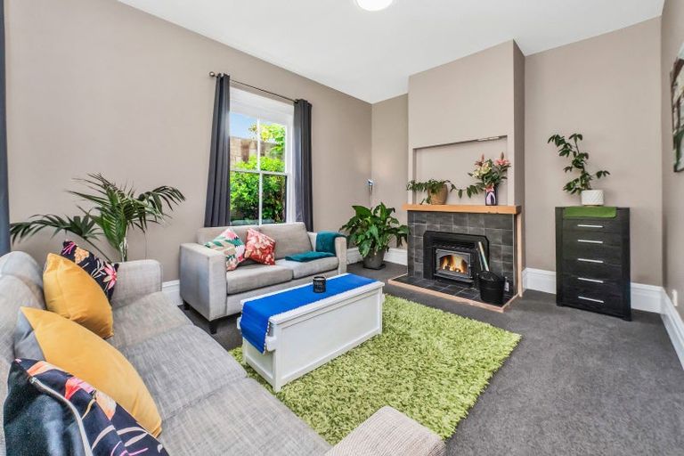 Photo of property in 11 Selwyn Street, Leeston, 7632