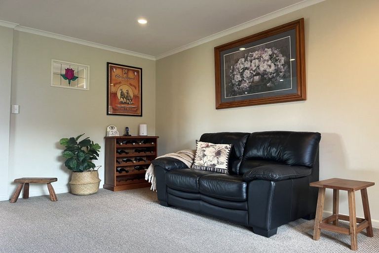 Photo of property in 91 Kimber Street, Halcombe, Feilding, 4779