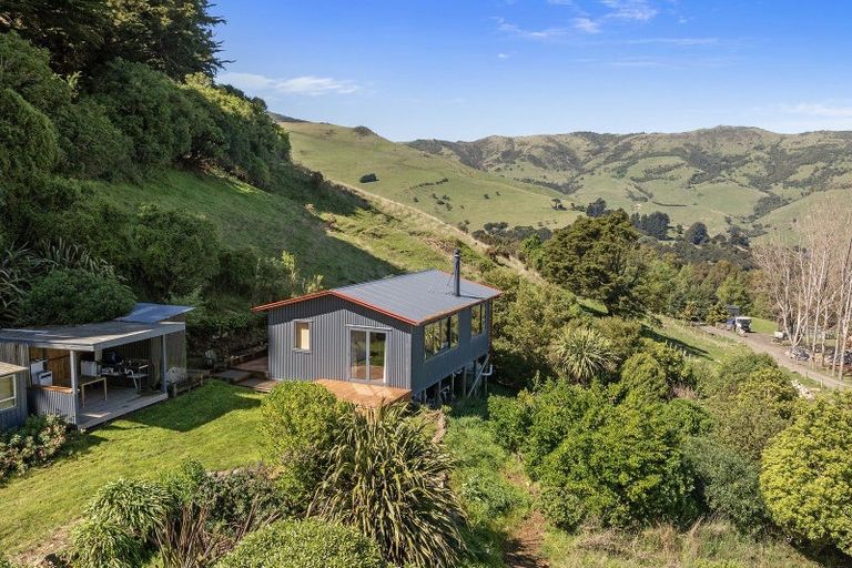 Photo of property in 206 Okains Bay Road, Robinsons Bay, 7581