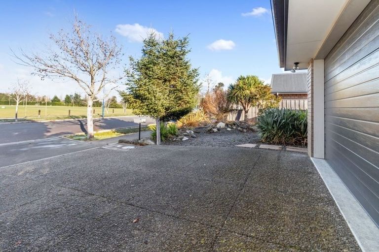 Photo of property in 84 Hakatere Road, Pegasus, 7612