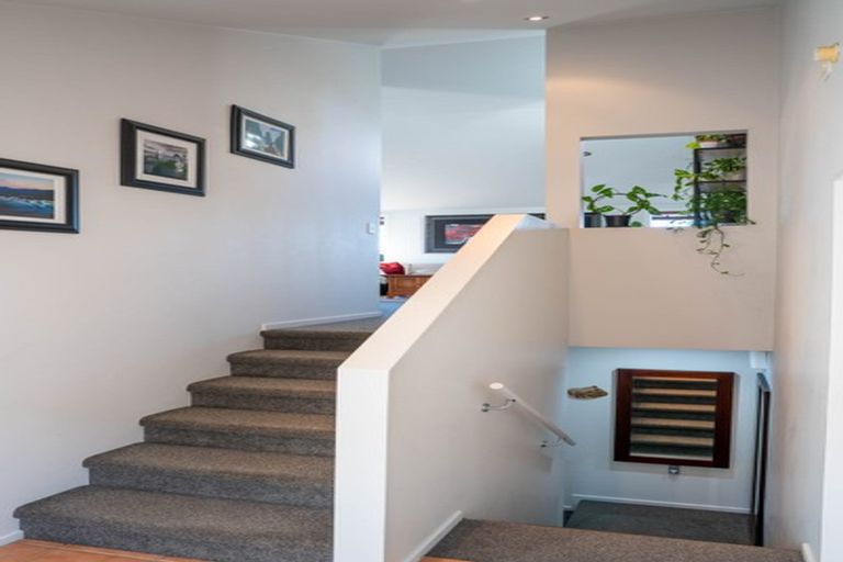 Photo of property in 4a Richards Avenue, Forrest Hill, Auckland, 0620