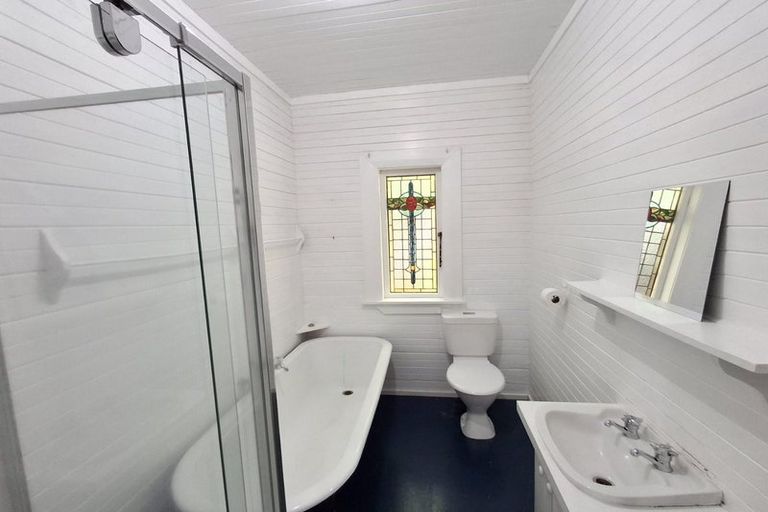 Photo of property in 36 Lawrence Street, Newtown, Wellington, 6021