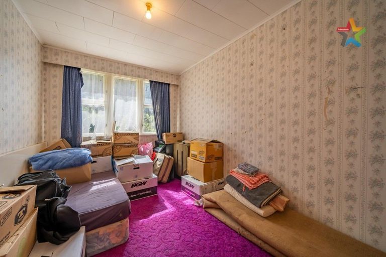 Photo of property in 29 Bird Grove, Stokes Valley, Lower Hutt, 5019