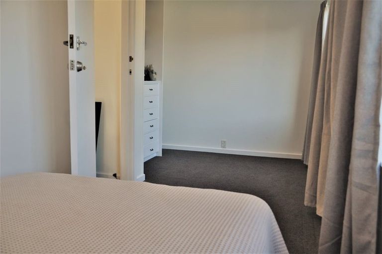 Photo of property in 70 Peer Street, Upper Riccarton, Christchurch, 8041