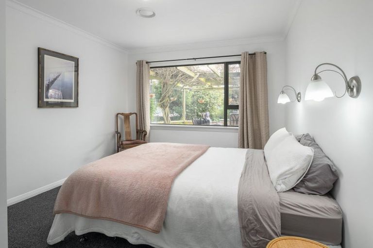 Photo of property in 43 Holdaway Street, Riversdale, Blenheim, 7201