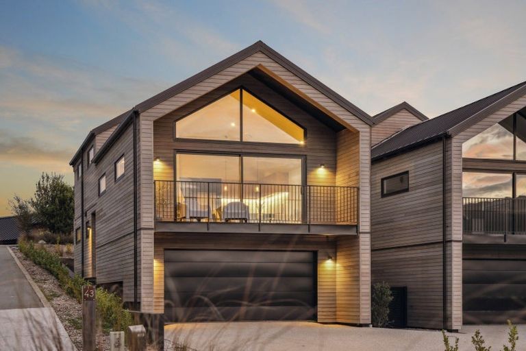Photo of property in 45a Mcadam Drive, Jacks Point, Queenstown, 9371