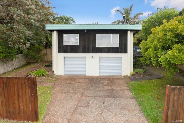 Photo of property in 104 Glenvar Road, Torbay, Auckland, 0630