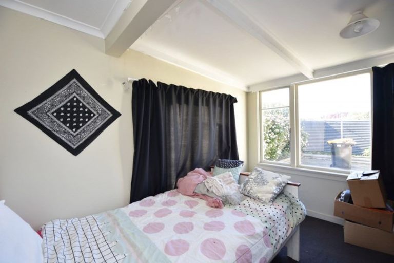 Photo of property in 16 Charles Street, Grasmere, Invercargill, 9810