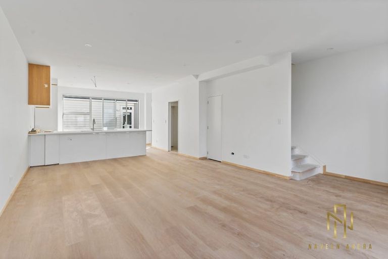 Photo of property in 37 Aviation Street, Takanini, 2112