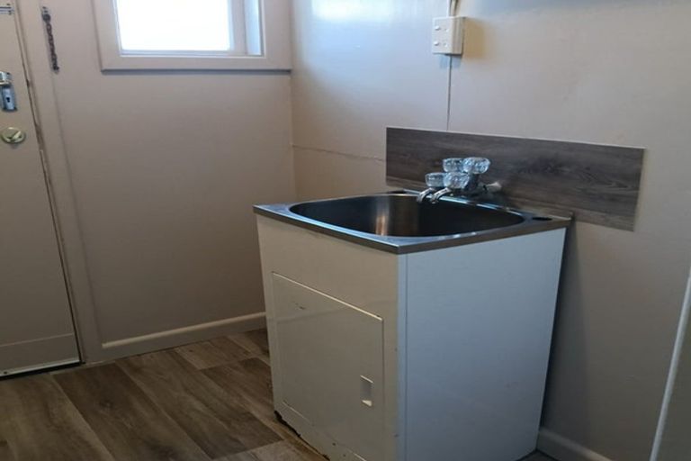 Photo of property in 80-82 Slaney Street, Bluff, 9814