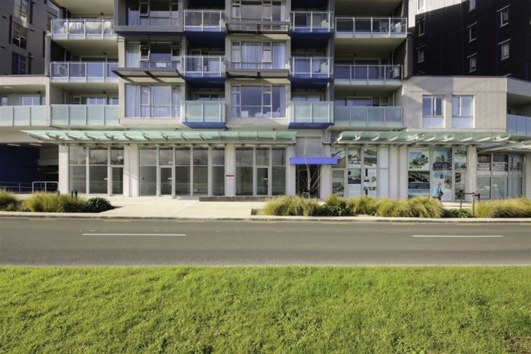 Photo of property in 604/27 Don Mckinnon Drive, Albany, Auckland, 0632