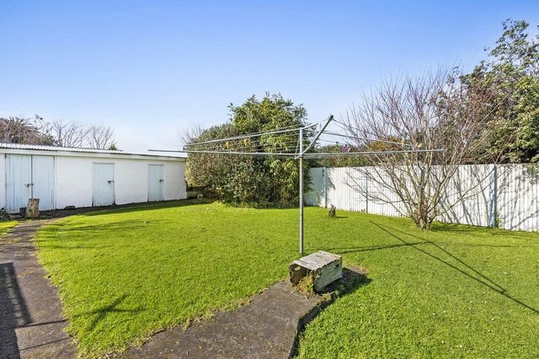 Photo of property in 85 Whitcombe Road, Opunake, 4616