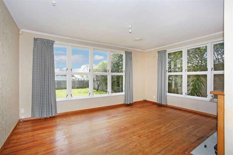 Photo of property in 4 Carr Street, Tuakau, 2121
