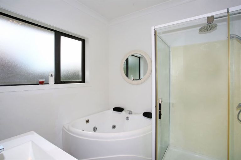 Photo of property in 26 Great South Road, Pokeno, 2402