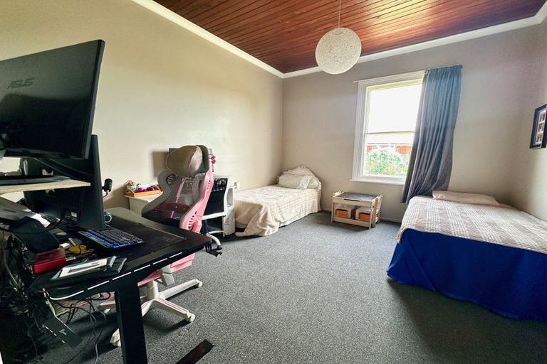 Photo of property in 56 James Street, Balclutha, 9230