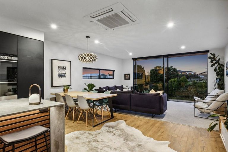 Photo of property in 1/2 Clayton Street, Saint Clair, Dunedin, 9012