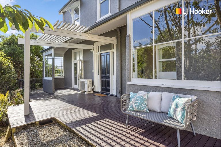 Photo of property in 52 Sutherland Street, Dunedin Central, Dunedin, 9016