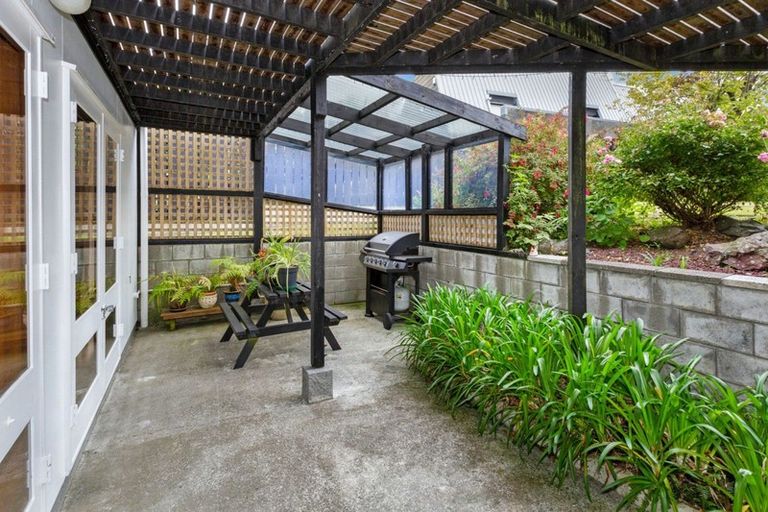 Photo of property in 9 Balliol Drive, Tawa, Wellington, 5028