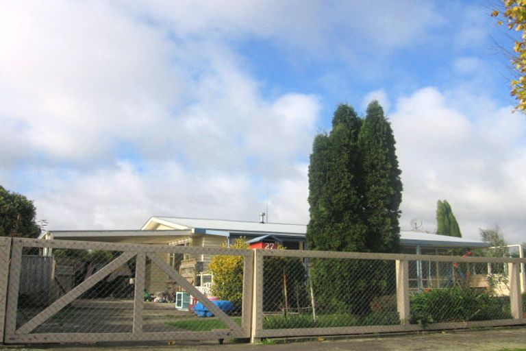 Photo of property in 27 Birmingham Street, Takaro, Palmerston North, 4412